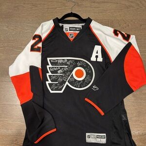Signed Reebok Flyers Derian Hatcher Hockey Jersey